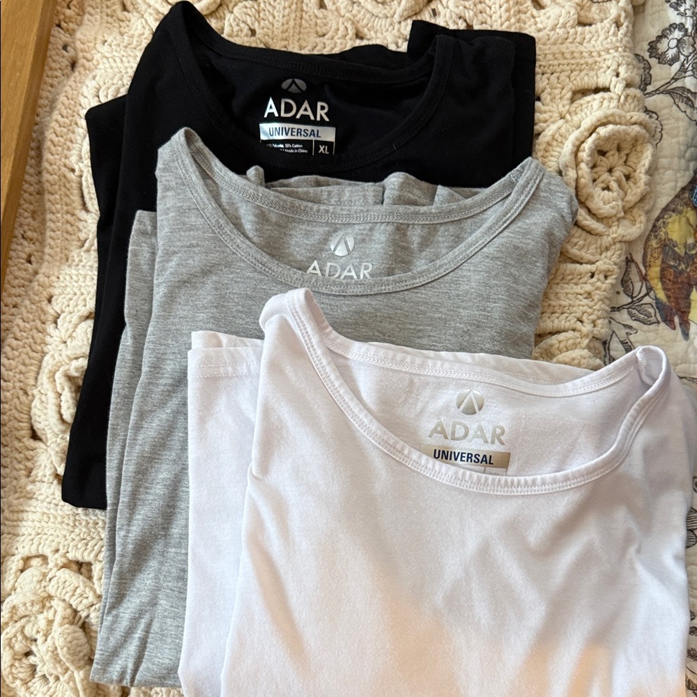 Adar Universal T-Shirt Bundle - Black, Gray, White
